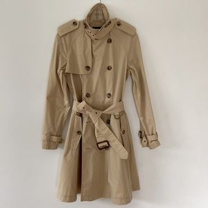 Ralph Lauren trench coat size M